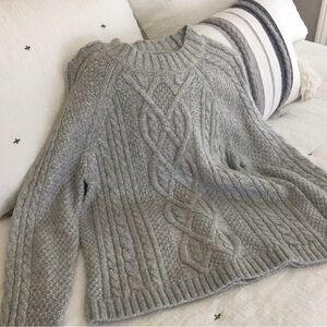 Abercrombie & Fitch, Grey Cable Sweater M